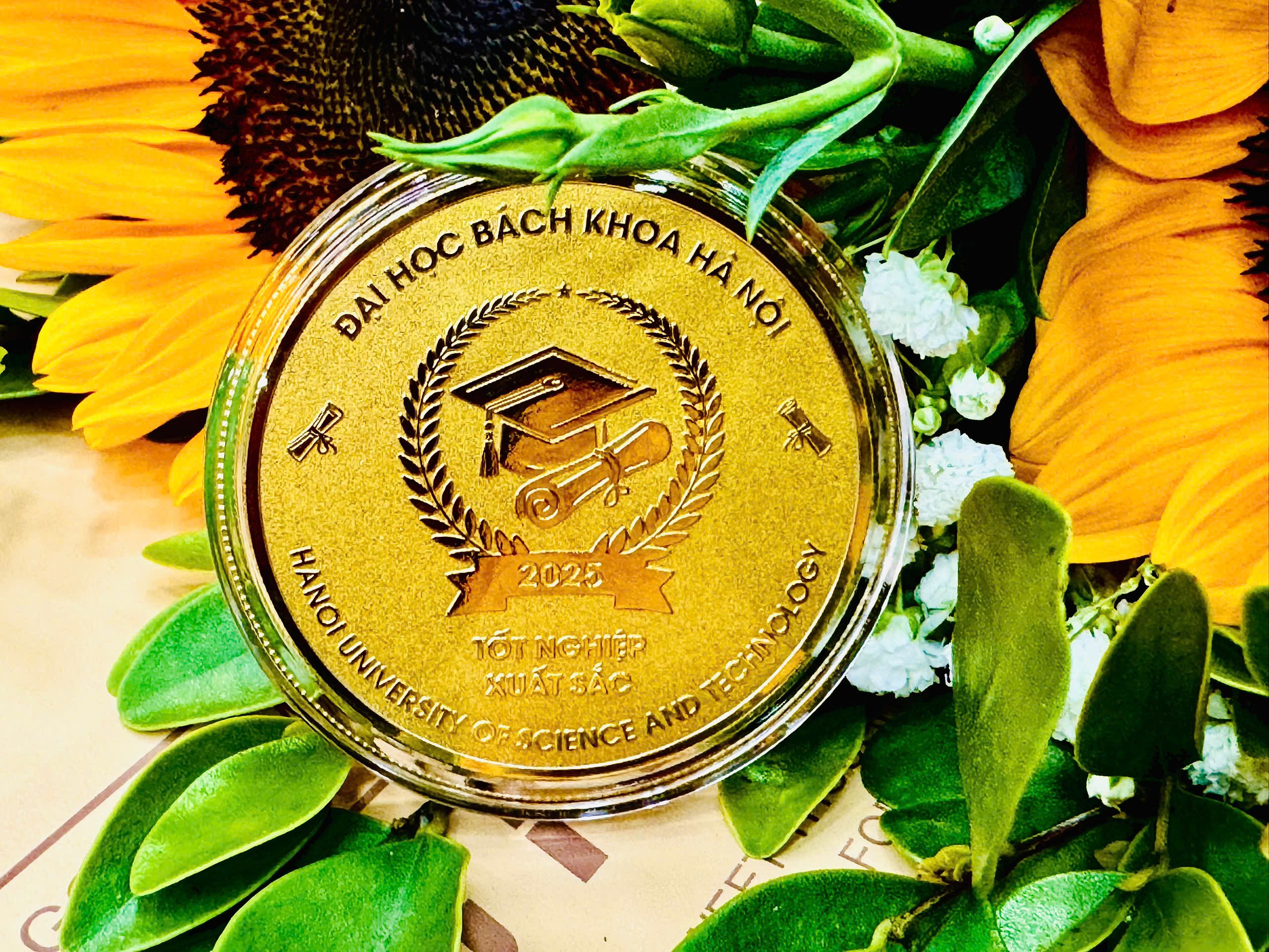 Gold Medal for Excellent Student